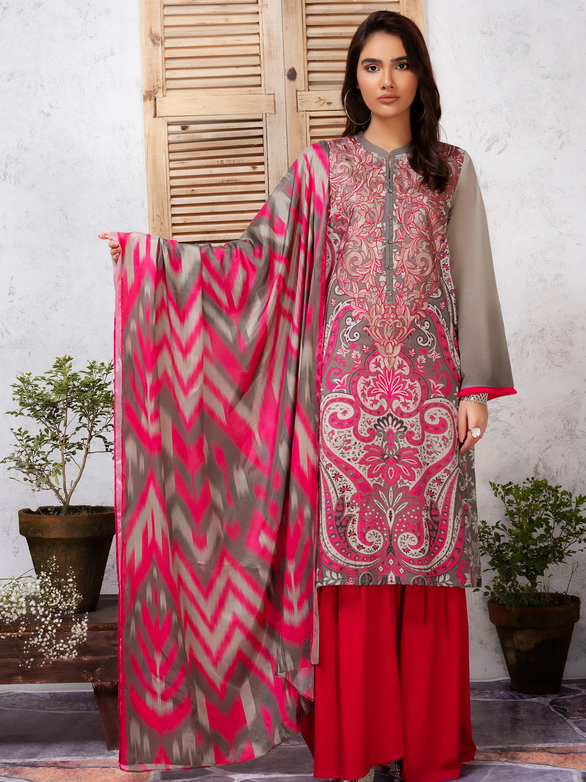 2 Piece Lawn Suit-Embroidered (Unstitched)