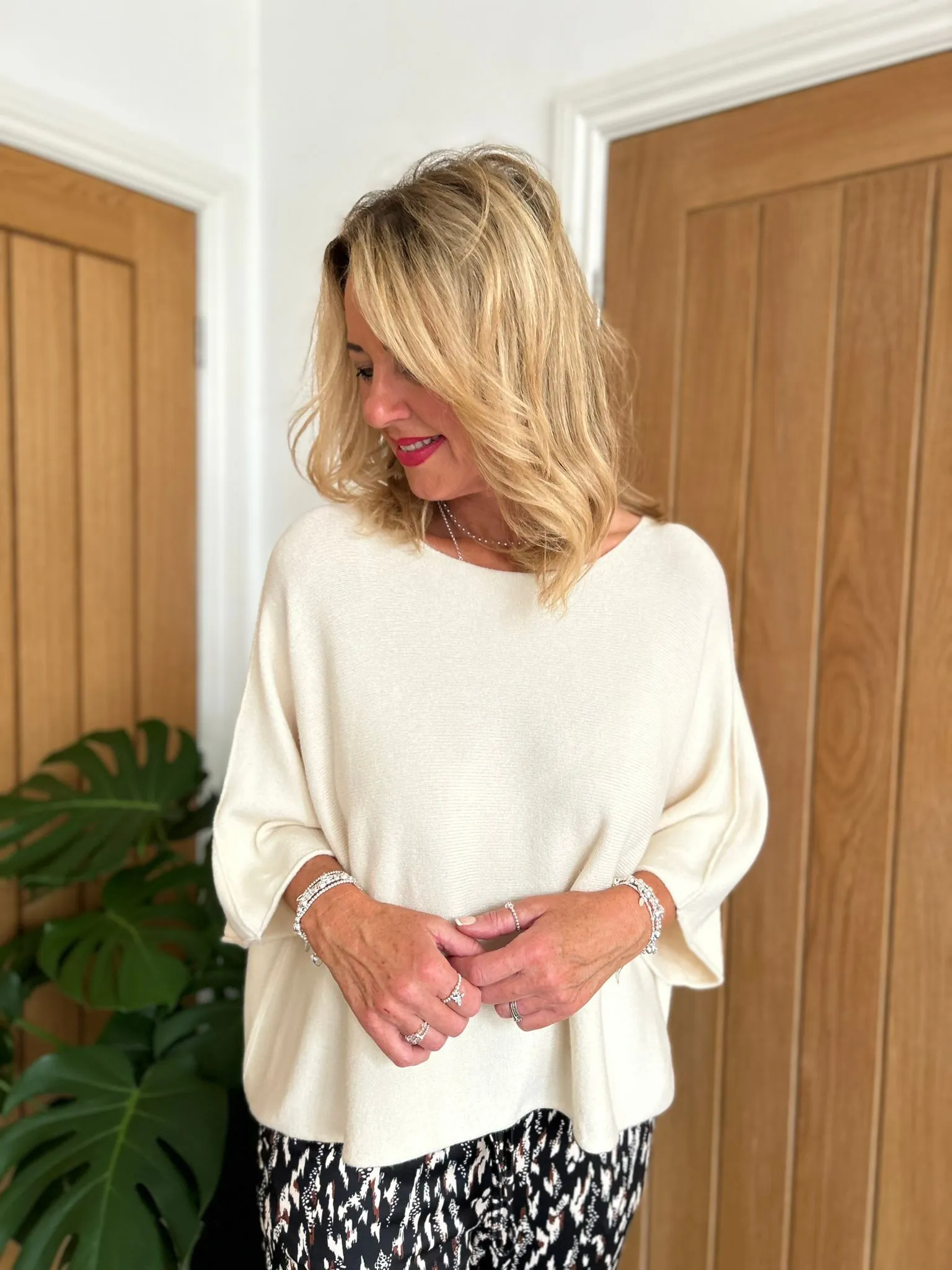 Antique Cream Reverse Seam Round Neck Diana