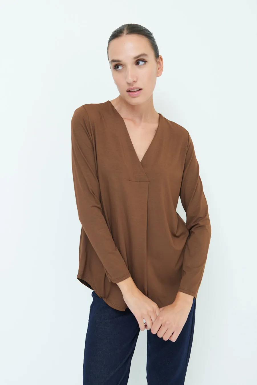 Classic V-neck long sleeve top wholesale