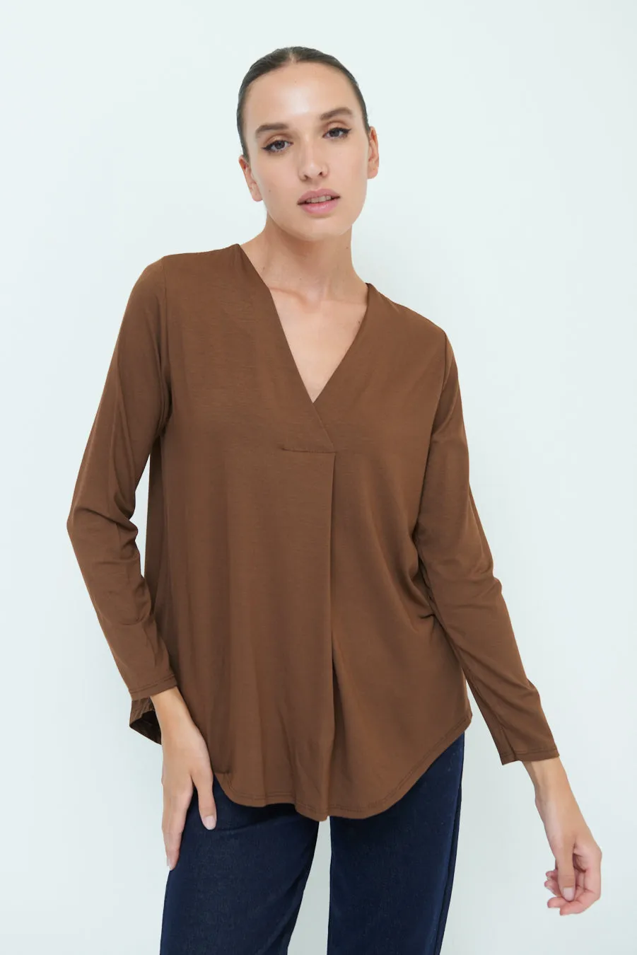 Classic V-neck long sleeve top wholesale