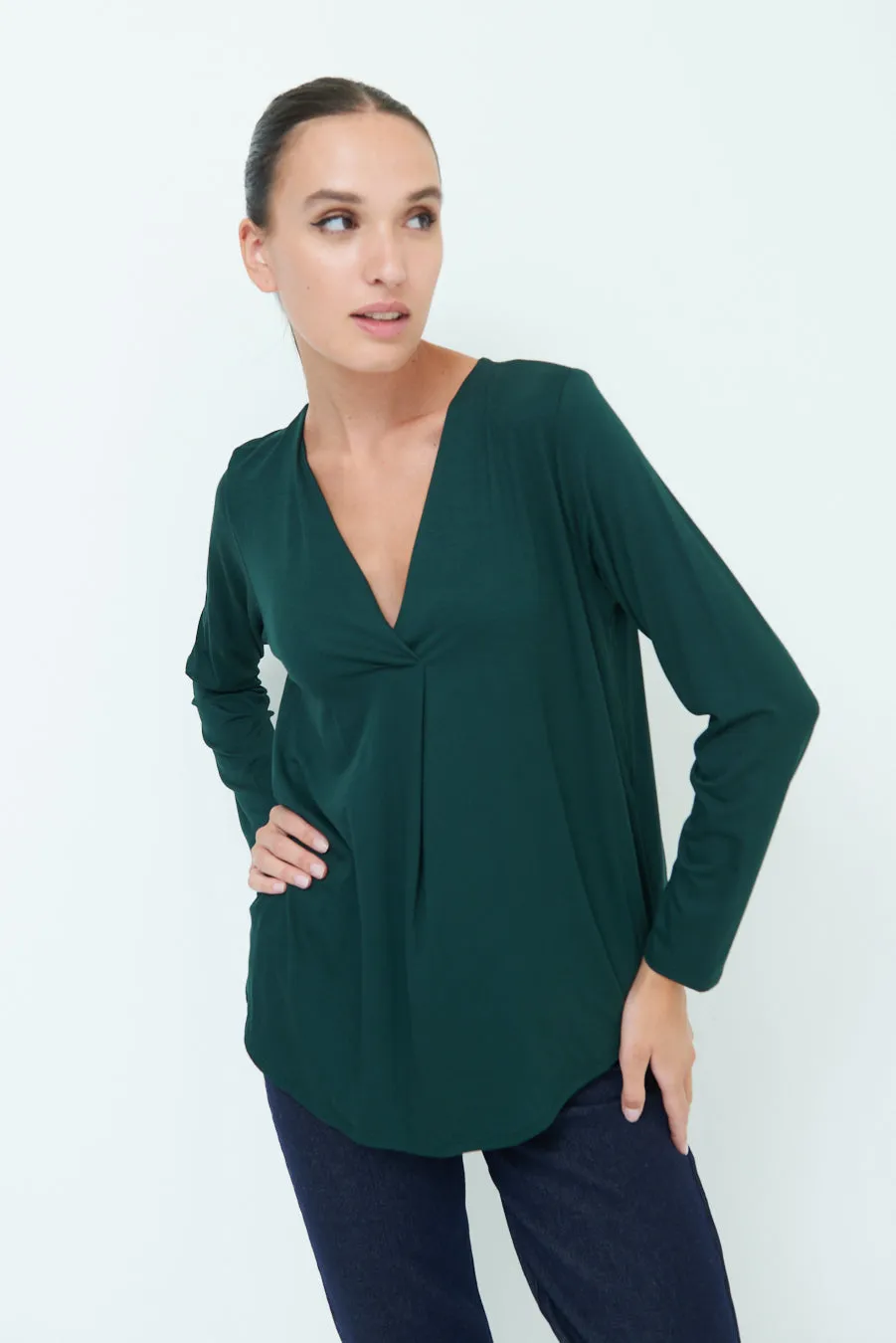 Classic V-neck long sleeve top wholesale