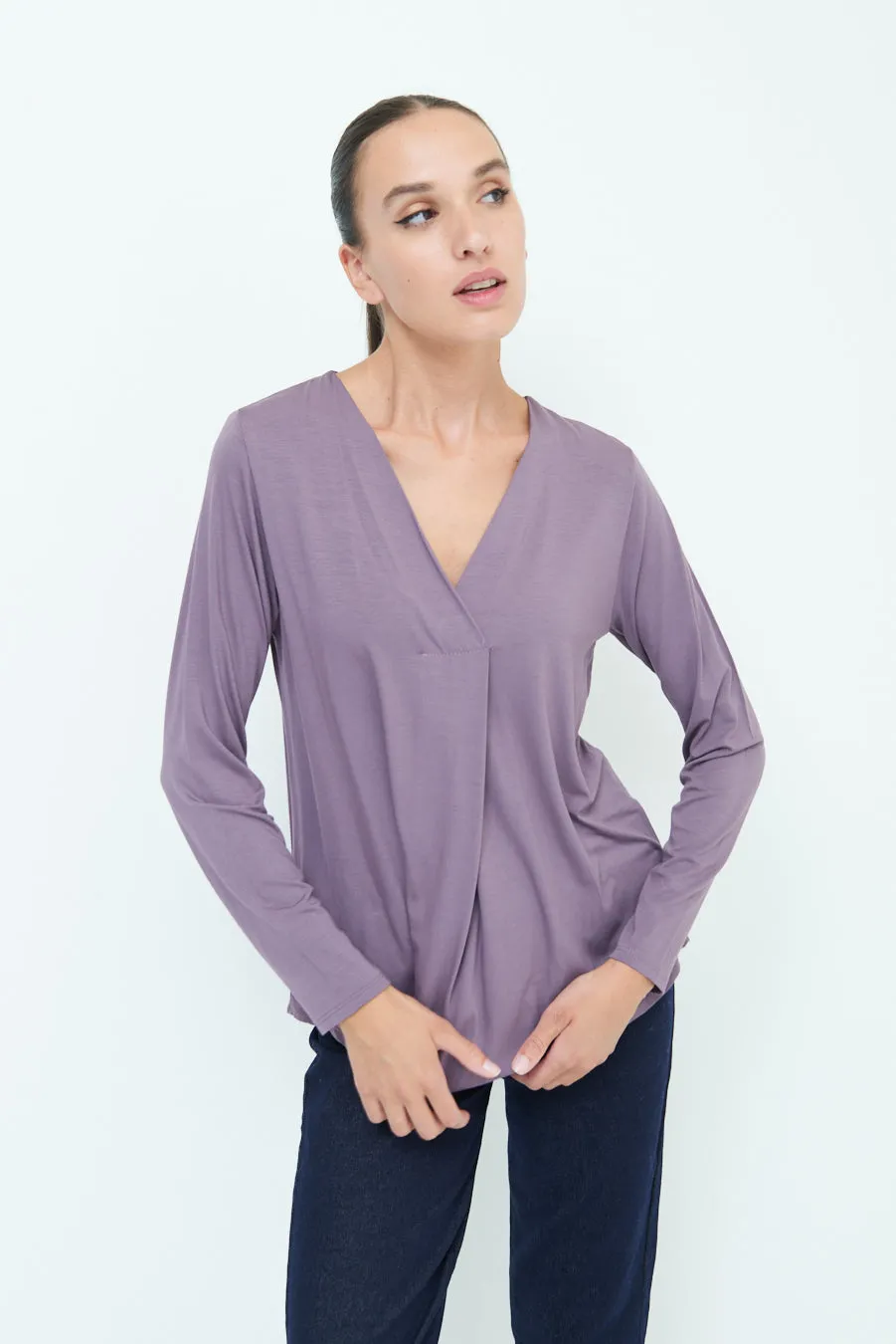 Classic V-neck long sleeve top wholesale