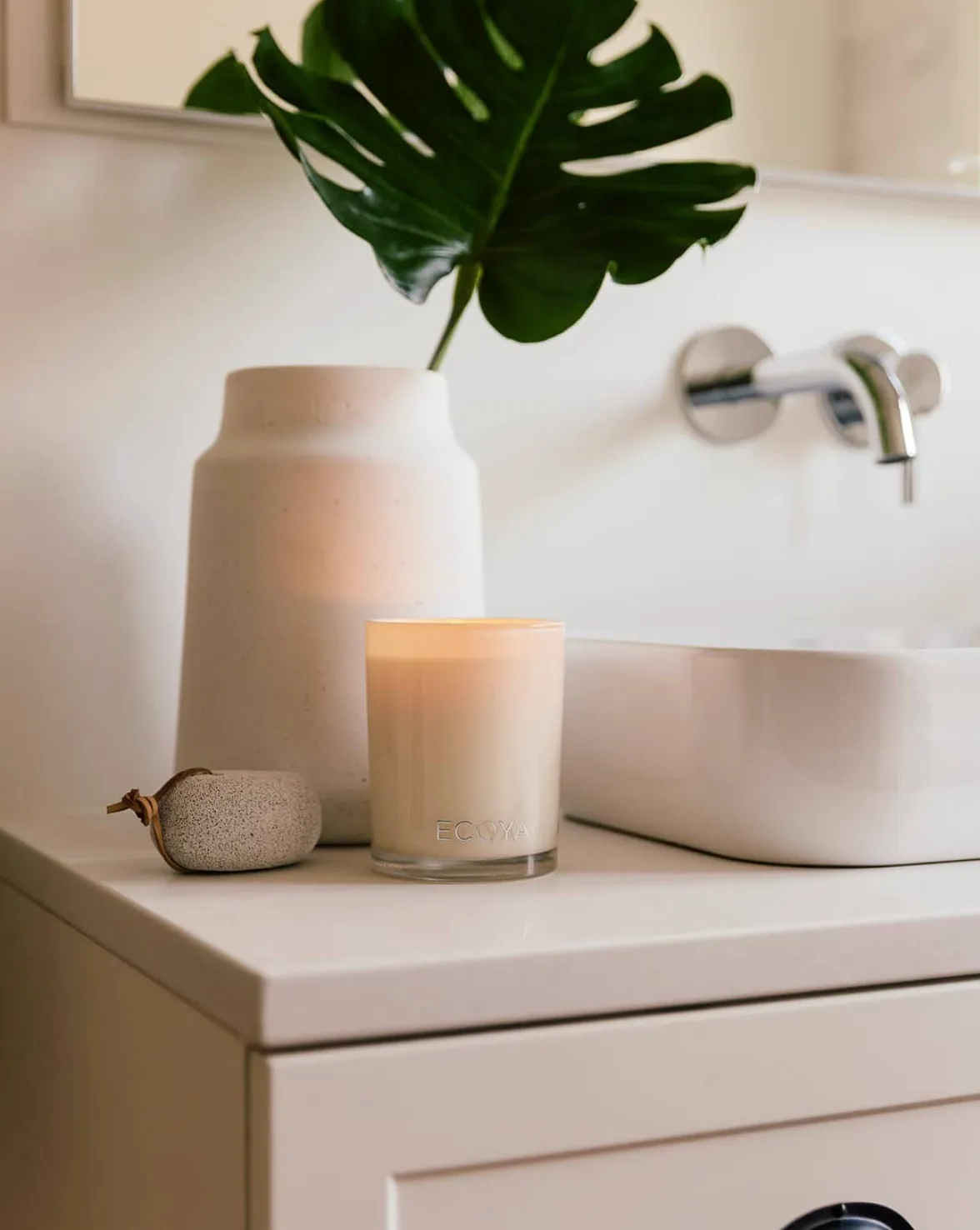 Ecoya Madison Jar Lotus Flower