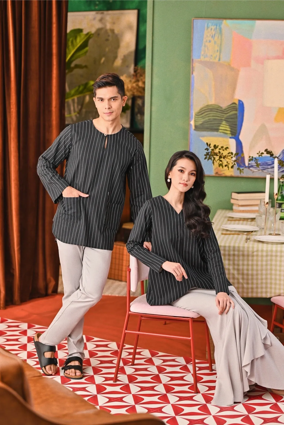 The Capai Men Kurta - Black Pinstripe